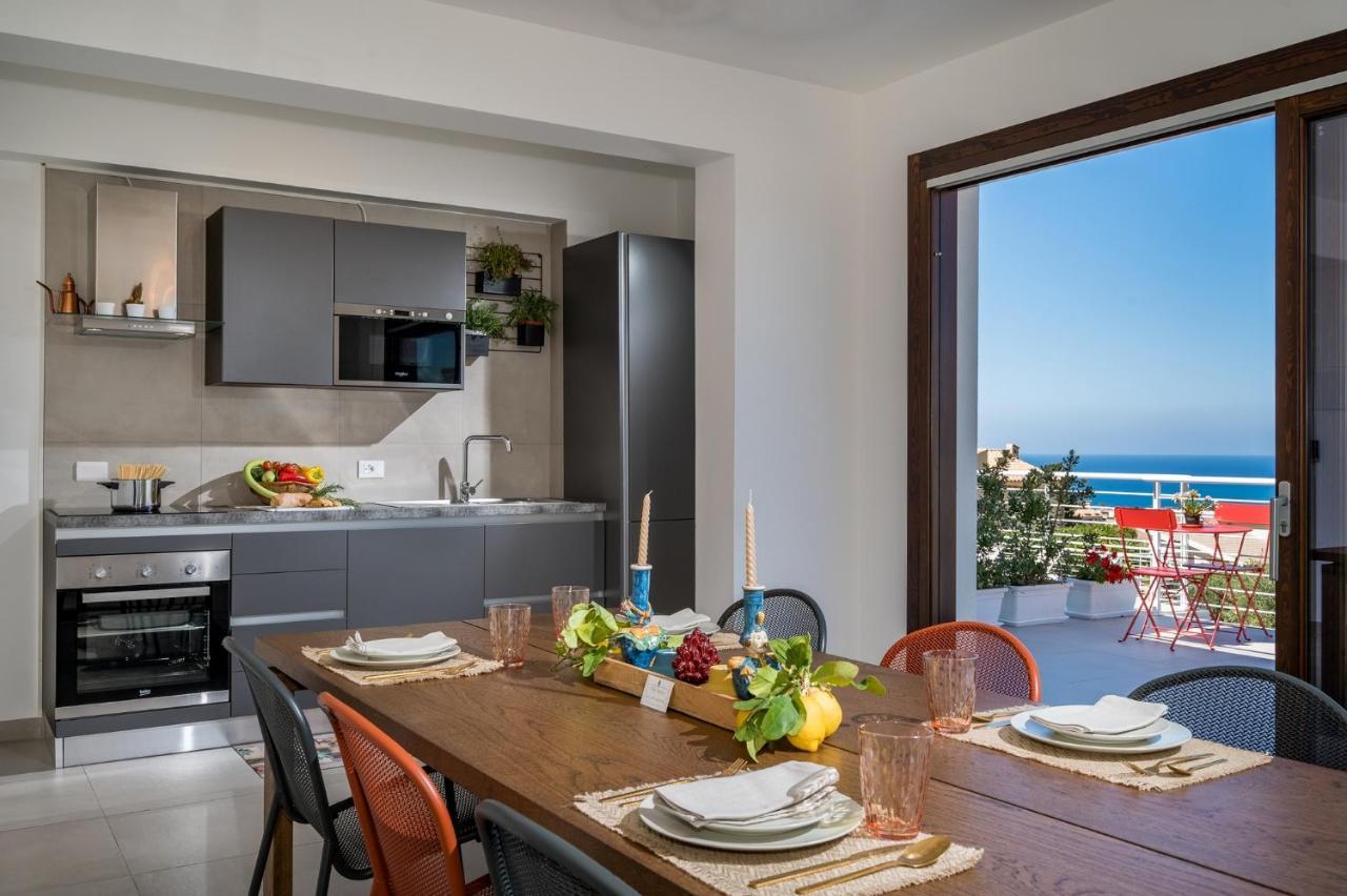 Villa Maria Con Piscina E Vista Mare Кастелламмаре-дель-Голфо Экстерьер фото